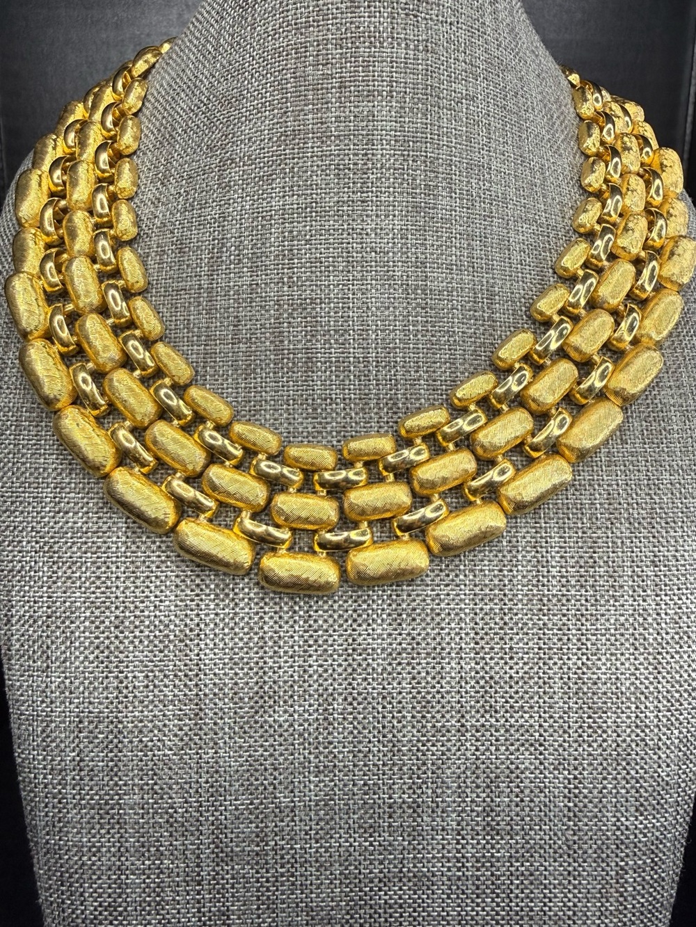 Napier Panther Chain Necklace (16”)